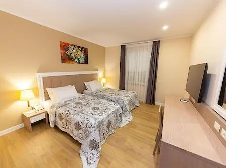 F&m Hotel Tirana