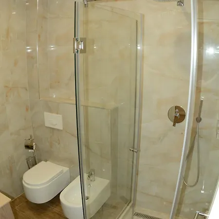 Hotel F&m Tirana